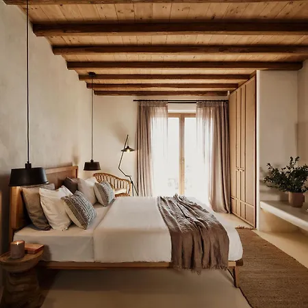 The Wild By Interni 칼라파티스