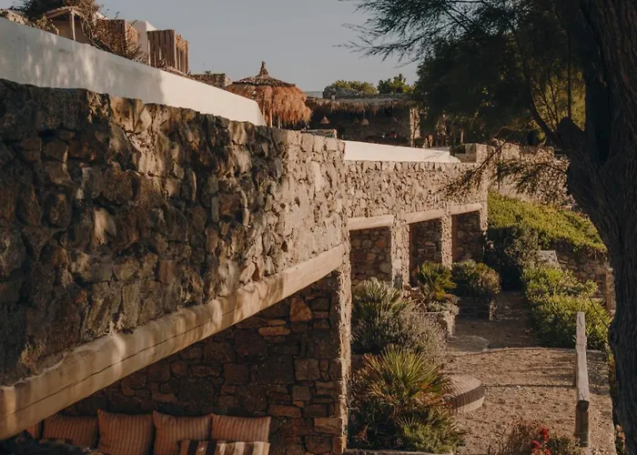 Отель The Wild By Interni